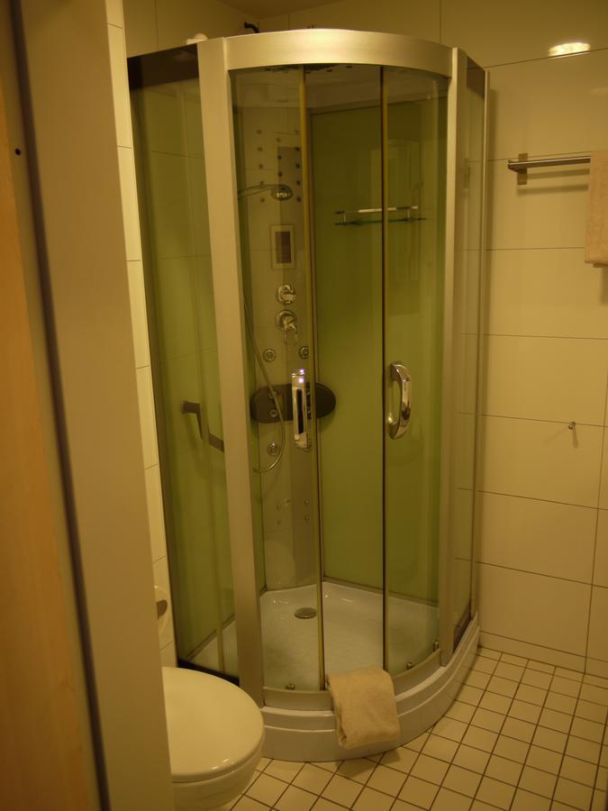 הרנה Ruhrstadtarena Hotel מראה חיצוני תמונה